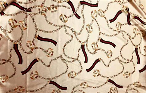 Gucci Fabric Chains .